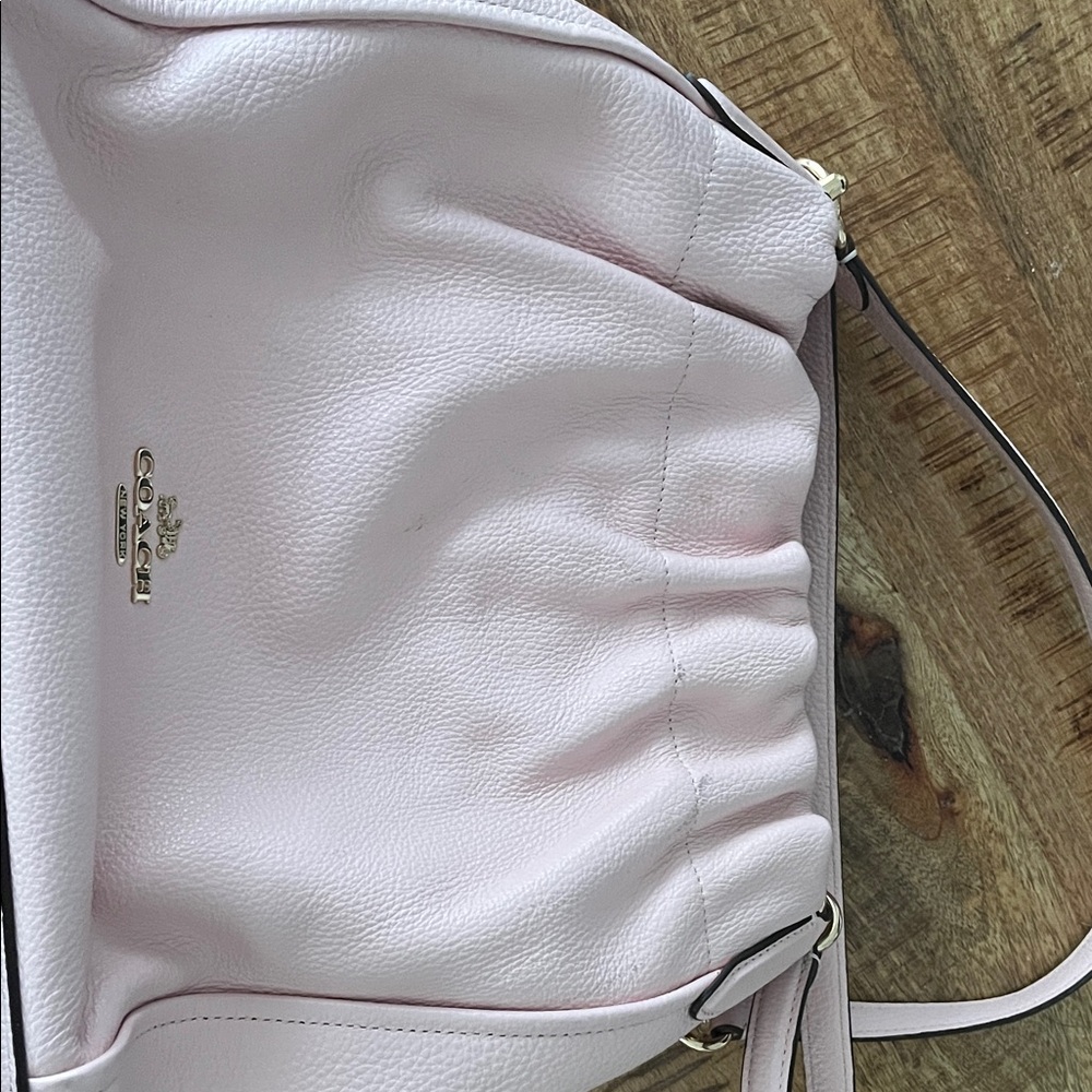 Coach Women's Soft Pink Leather Shoulder Bag